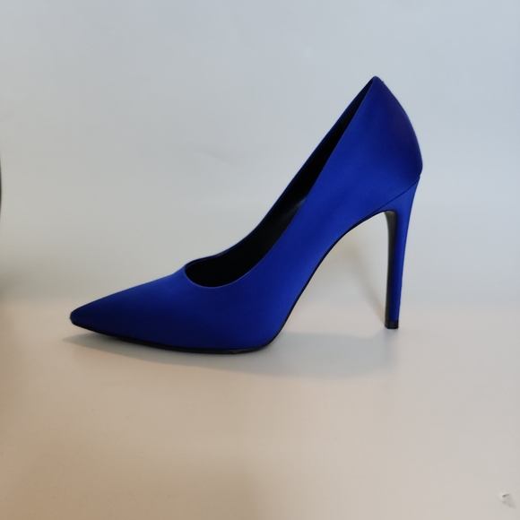 Call Back Louis Vuitton Pump - Picture 6 of 16